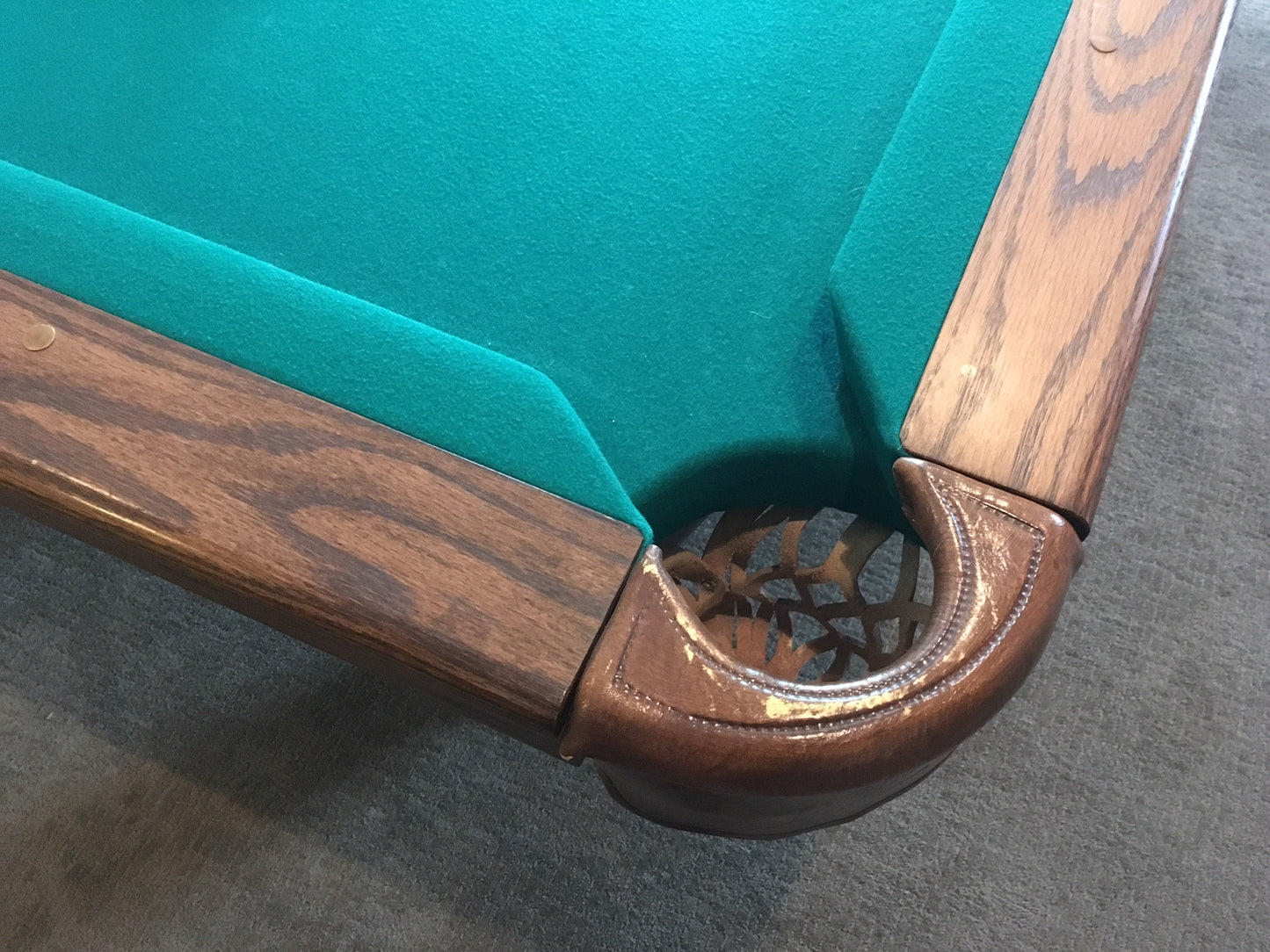 Dufferin Anniversary 8-Foot Pool Table | Preowned Smokey Oak Billiard