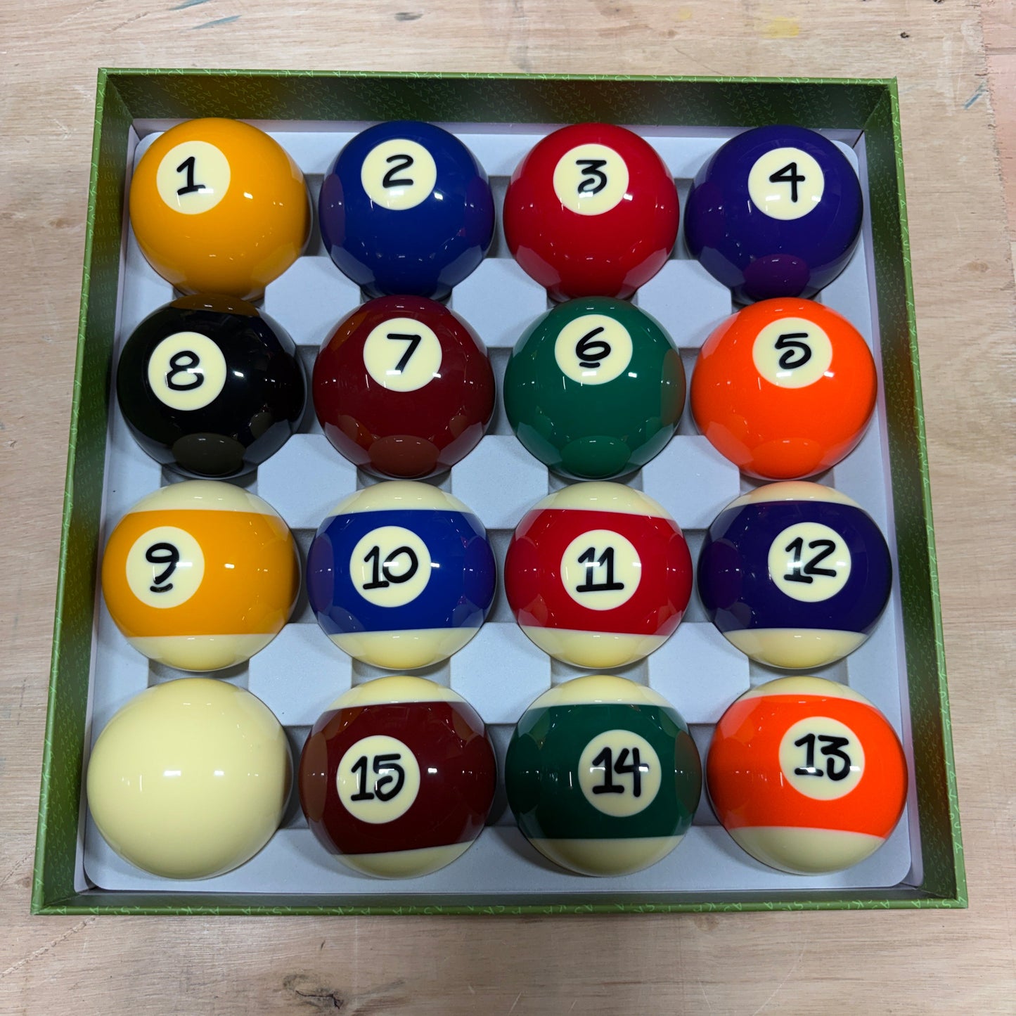 Aska Billiards Grade A Pool Boston Numbered Balls Set, 16 Balls Including a Cue Ball, 2 1/4 inch, PB17